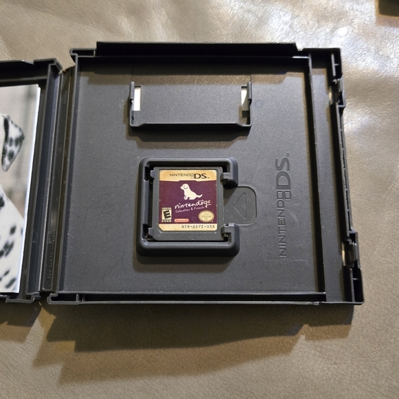 Nintendo Nintendogs Dalmatian & Friends DS Game - Black and White - Picture 2 of 4